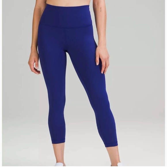 lululemon athletica Pants - Lululemon wunder train tight in good used condition.
Size:2
Length:27”